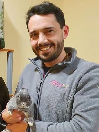 Enfermeiro veterinário Fernando Pedro